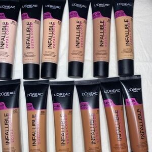 L’Oreal infallible total cover foundation ( your choose shade)